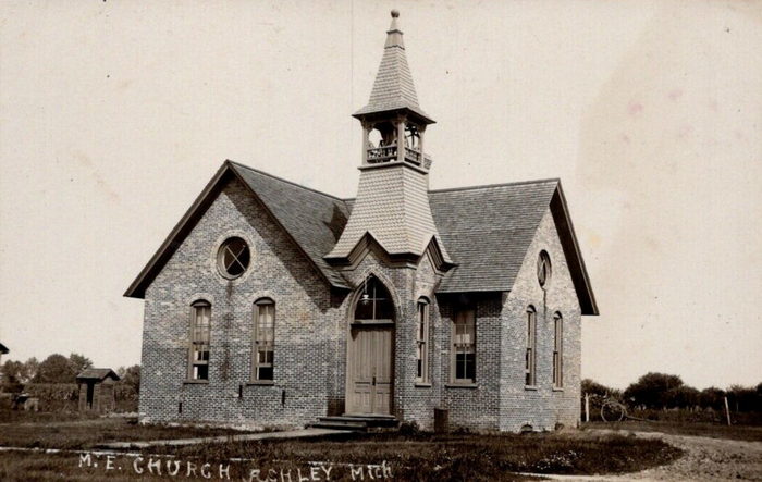 Ashley - Old Post Card Photo (newer photo)